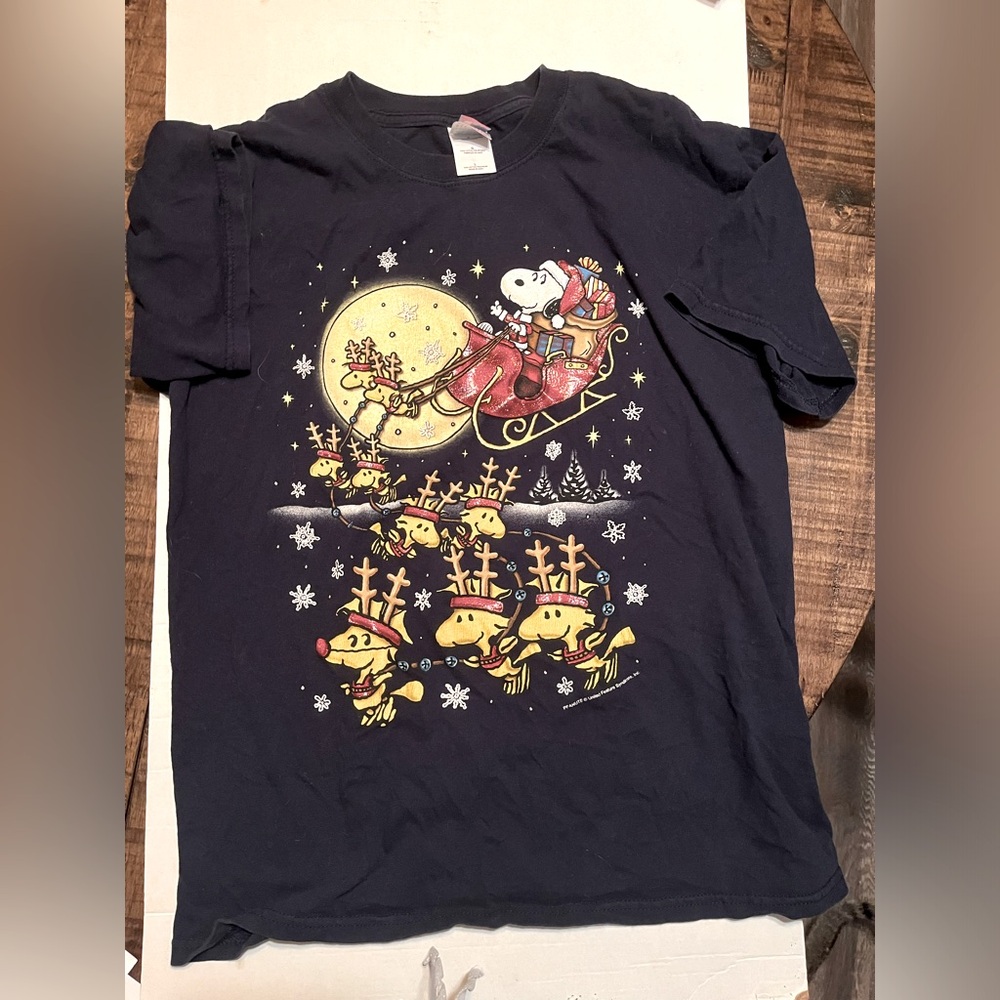 Snoopy Christmas large t-shirt.